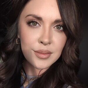 Meet your Posher, Logan